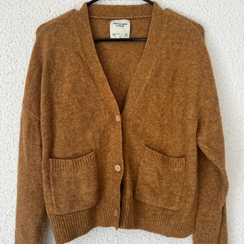 Abercrombie & Fitch Women's Cardigan Sweater - Picture 2 of 5
